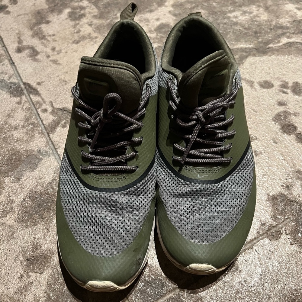 Green Nike Air Max Thea